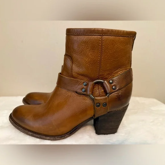 Frye Tabatha Harness Brown Leather Ankle Boots Sz7 EUC! - Picture 2 of 7
